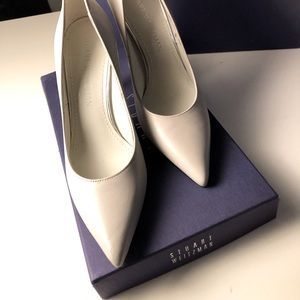Stuart Weitzman Classic Silhouette Pump Size 35.5 Winter White Made in Spain